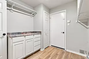 7609 Oak Knoll Dr, North Richland Hills, TX 76182 - Photo 29