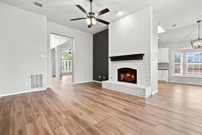 7609 Oak Knoll Drive, North Richland Hills, TX 76182 - Photo 13