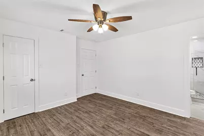 8949 Shorelark Drive, Dallas, TX 75217 - Photo 37