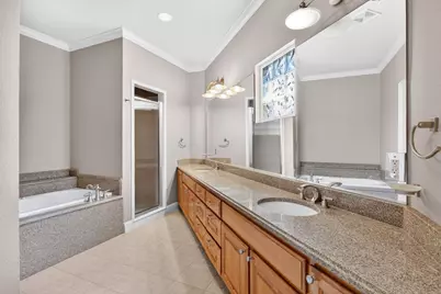 544 Waterchase Drive, Fort Worth, TX 76120 - Photo 33