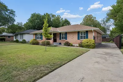 10619 Longmeadow Drive, Dallas, TX 75238 - Photo 3