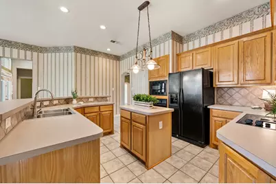 3102 Lake Park Drive, Grapevine, TX 76051 - Photo 15