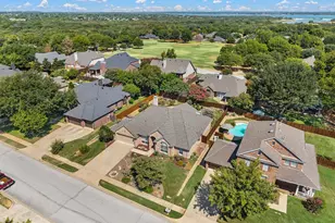 3102 Lake Park Dr, Grapevine, TX 76051 - Photo 3