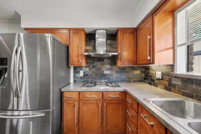 13126 Fall Manor Drive, Dallas, TX 75243 - Photo 11