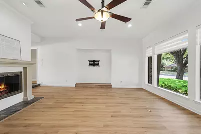 13126 Fall Manor Drive, Dallas, TX 75243 - Photo 19