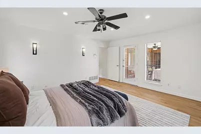13126 Fall Manor Drive, Dallas, TX 75243 - Photo 29