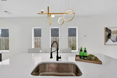[Address not provided], Dallas, TX 75215 - Photo 15
