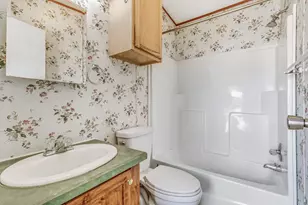 206 Creekview Meadows Ct, Springtown, TX 76082 - Photo 25