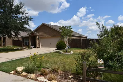 215 Dodge City Trail, Newark, TX 76071 - Photo 9