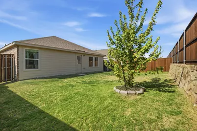 14137 Golden Bridge Drive, Pilot Point, TX 76258 - Photo 25