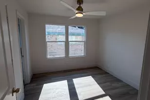8706 Reva St, Dallas, TX 75227 - Photo 9