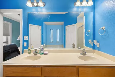 612 Parker Lane, Granbury, TX 76048 - Photo 17