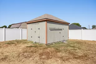 612 Parker Ln, Granbury, TX 76048 - Photo 25