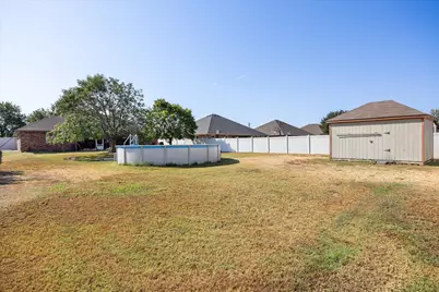 612 Parker Lane, Granbury, TX 76048 - Photo 27