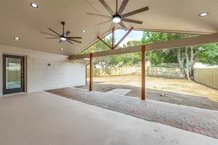 1716 Creek Ridge Ct, Irving, TX 75060 - Photo 19
