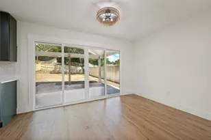 1716 Creek Ridge Ct, Irving, TX 75060 - Photo 9
