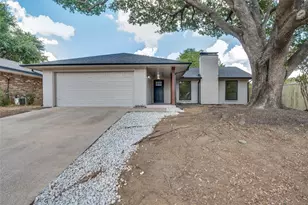 1716 Creek Ridge Ct, Irving, TX 75060 - Photo 3