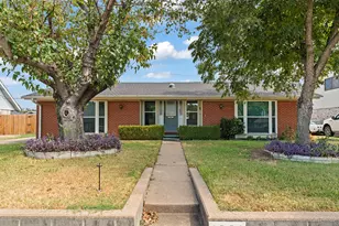 2906 Cheyenne St, Irving, TX 75062 - Photo 3