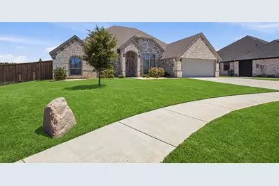198 Crenshaw Court, Stephenville, TX 76401 - Photo 3