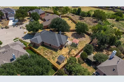 8102 Mansanillo Court, Arlington, TX 76002 - Photo 37