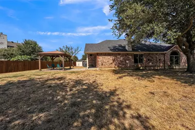 8102 Mansanillo Court, Arlington, TX 76002 - Photo 29