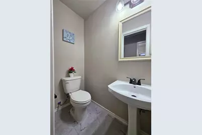 424 E Ellen Avenue, Hurst, TX 76053 - Photo 5