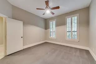 2606 Shelby Ave, Dallas, TX 75219 - Photo 9