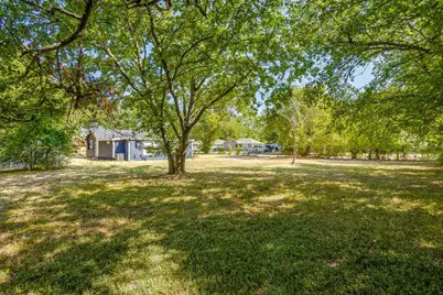 407 Ada Street, Cleburne, TX 76031 - Photo 37
