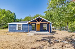 407 Ada St, Cleburne, TX 76031 - Photo 1