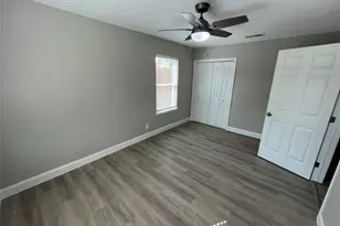 622 Austin St, Grand Prairie, TX 75051 - Photo 11