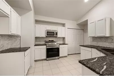 1432 Thistlewood Lane, Grapevine, TX 76051 - Photo 3