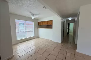 2410 Summer Pl Dr, Arlington, TX 76014 - Photo 5