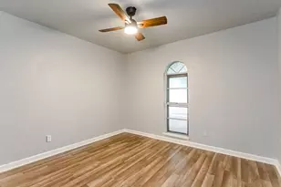 2633 Santa Anna Dr, Grand Prairie, TX 75052 - Photo 23