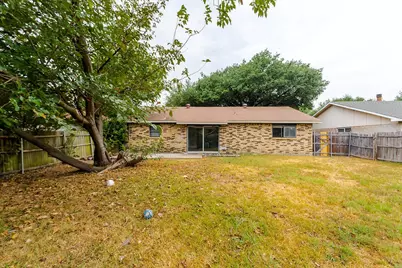 2633 Santa Anna Drive, Grand Prairie, TX 75052 - Photo 33