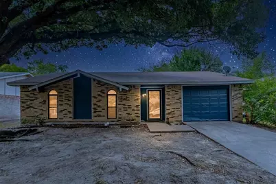2633 Santa Anna Drive, Grand Prairie, TX 75052 - Photo 1