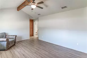 4031 Country Meadows Cir, Granbury, TX 76049 - Photo 9