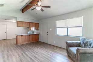 4031 Country Meadows Cir, Granbury, TX 76049 - Photo 11