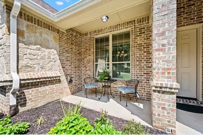 6520 Valleyview Drive, North Richland Hills, TX 76182 - Photo 5