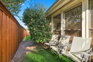 2021 Whippoorwill Ln, Carrollton, TX 75006 - Photo 29
