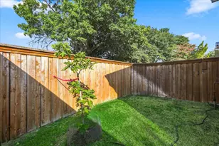 2021 Whippoorwill Ln, Carrollton, TX 75006 - Photo 33