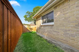 2021 Whippoorwill Ln, Carrollton, TX 75006 - Photo 31