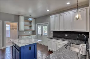 12012 Ringtail Dr, Fort Worth, TX 76244 - Photo 11