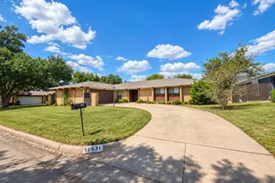 15531 Mosscove Cir, Dallas, TX 75248 - Photo 1