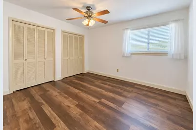 15531 Mosscove Circle, Dallas, TX 75248 - Photo 35