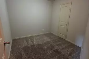 2384 Calendar Ct, Grand Prairie, TX 75050 - Photo 15