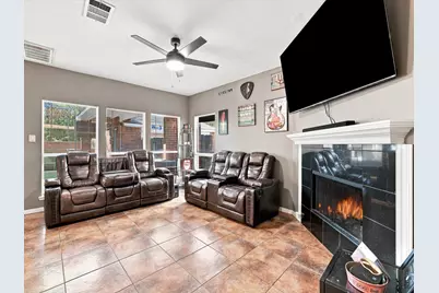 302 Republic Lane, Euless, TX 76040 - Photo 27