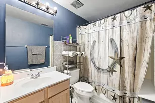 302 Republic Ln, Euless, TX 76040 - Photo 3