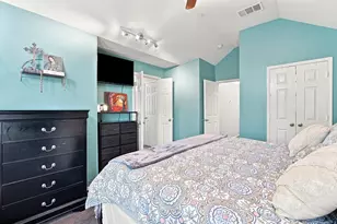 302 Republic Ln, Euless, TX 76040 - Photo 9