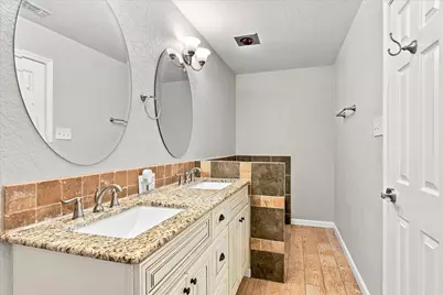 6008 Martha Drive, Watauga, TX 76148 - Photo 17