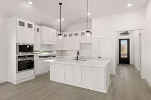 2136 Valencia Dr, Little Elm, TX 75068 - Photo 9